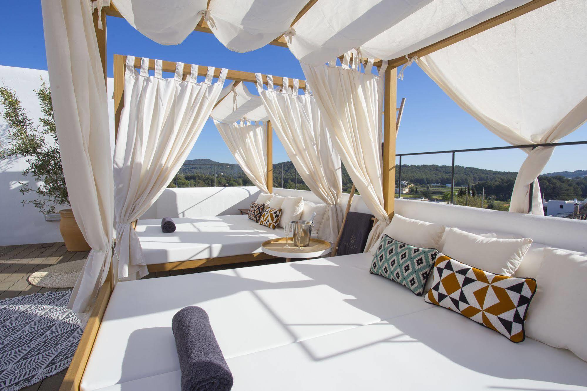 Gatzara Suites Santa Gertrudis Santa Gertrudis  Luaran gambar