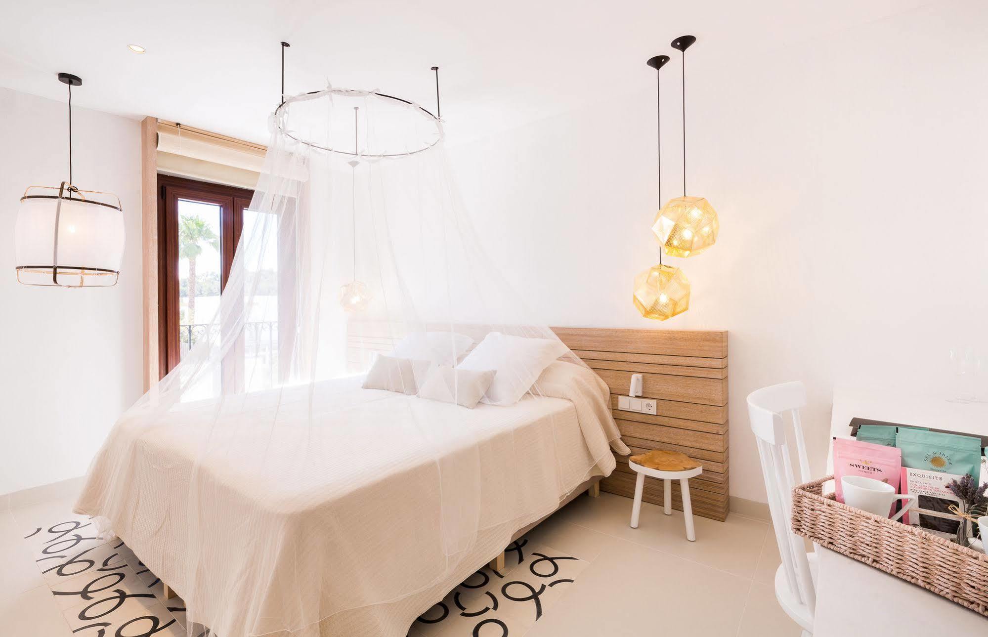 Gatzara Suites Santa Gertrudis Santa Gertrudis  Luaran gambar